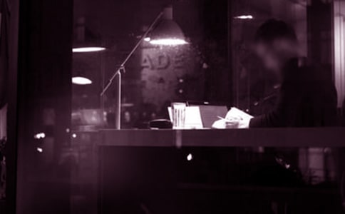 ���ڰ�ҹ�ľ���