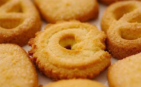 �Ա�������600����ƪ