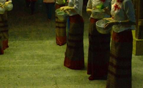 �º���徰���������ݵ��δ�