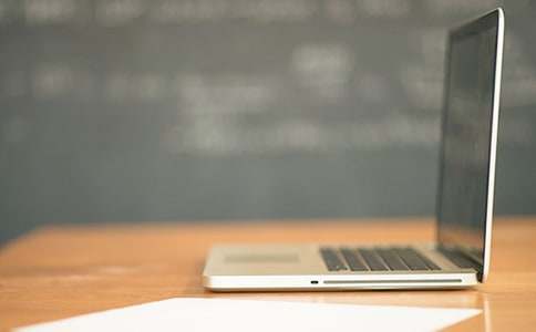 �������޺�ͬ�ر���12ƪ��