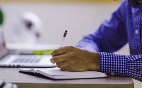 ��ѡ����е����Ļ���ʮƪ