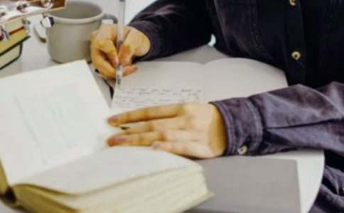 �����š�����е�������ƪ