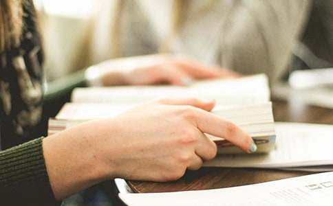 �����ţ�������Ӣ���������