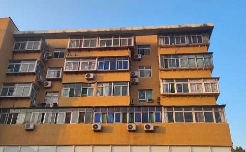 �췿��֤��Ȩί����