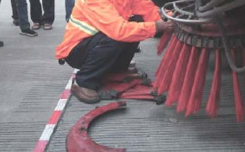 有关环卫工人慰问信三篇