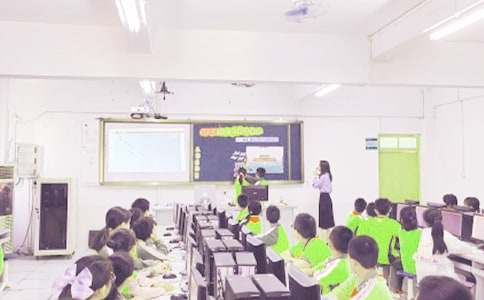 ʵ�õ���ѧ�ڽ�ѧ�����ܽ᷶�Ľ���6ƪ