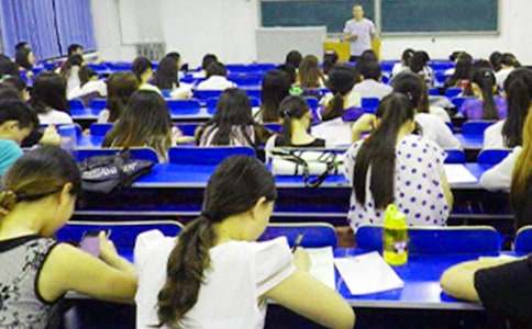 �����¿����Է�˼