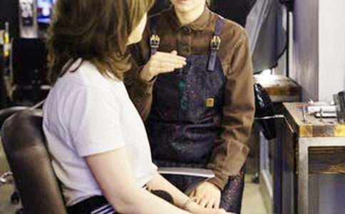 ��θ����˹�ͨ����