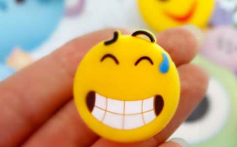 �����ֵ�С�ӡ���˼����ѡ10ƪ��