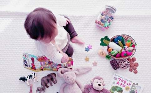 夸赞女宝宝漂亮的句子