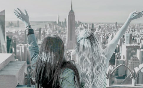 �����̿�Ů����Ư���ľ���320��