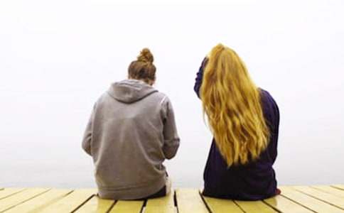 �͸�Сѧͬѧ�ı�ҵ����