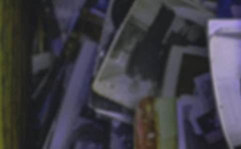 ��Ƭ��Ĺ�����������[��]