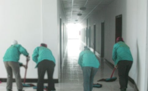 ����Ա�������ƶ�