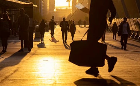 ������Ա�����ƶ�