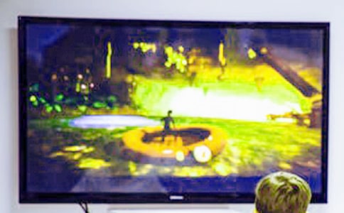 �ڳ������Ӿ������