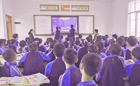 ���Ͻ�ѧÿ������㱨(15ƪ)