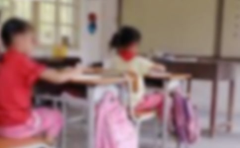 ���ض�ͯ�ҷü�¼4ƪ[��]