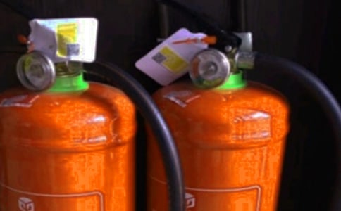 机械泡沫灭火器使用方法