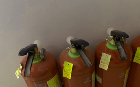 推车灭火器的使用方法