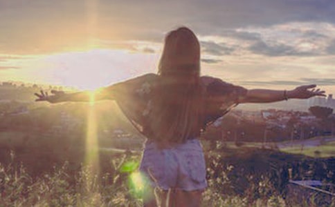 Ů��ְ���罻����