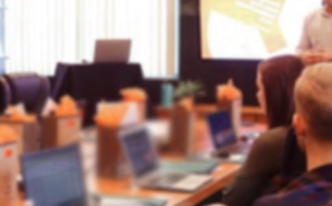 ��ѧչ��δ���ݽ���(��ѡ5ƪ)