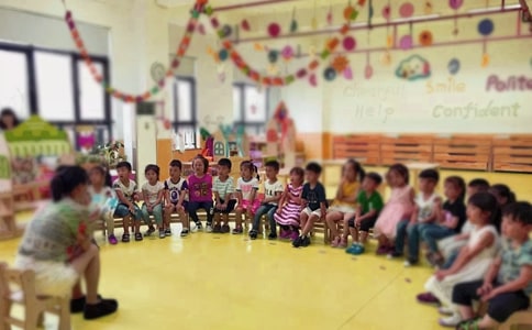 �׶�԰��ʦ���ڹ����ƶ�������ͨ��9ƪ��